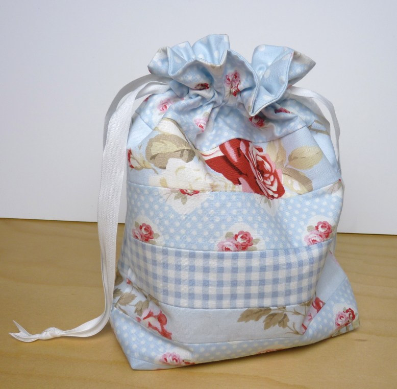 Shabby chic drawstring bag