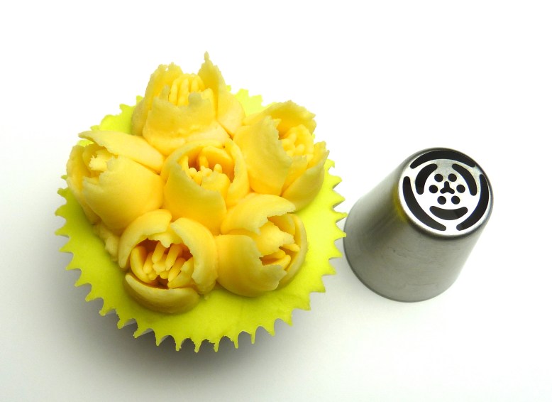 Russian piping tip - tulip
